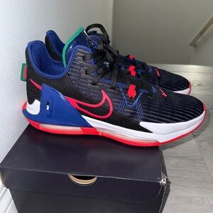 Nike LeBron witness 6 (no box)